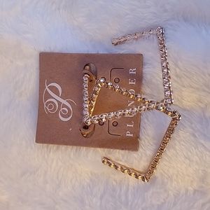 Plunder squared hoop earrings